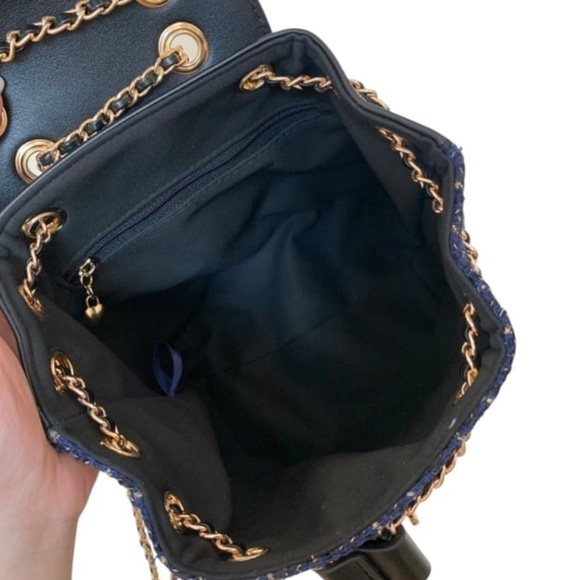 CHANEL Navy/Tweed Mini Backpack/Pirse - Picture 7 of 9